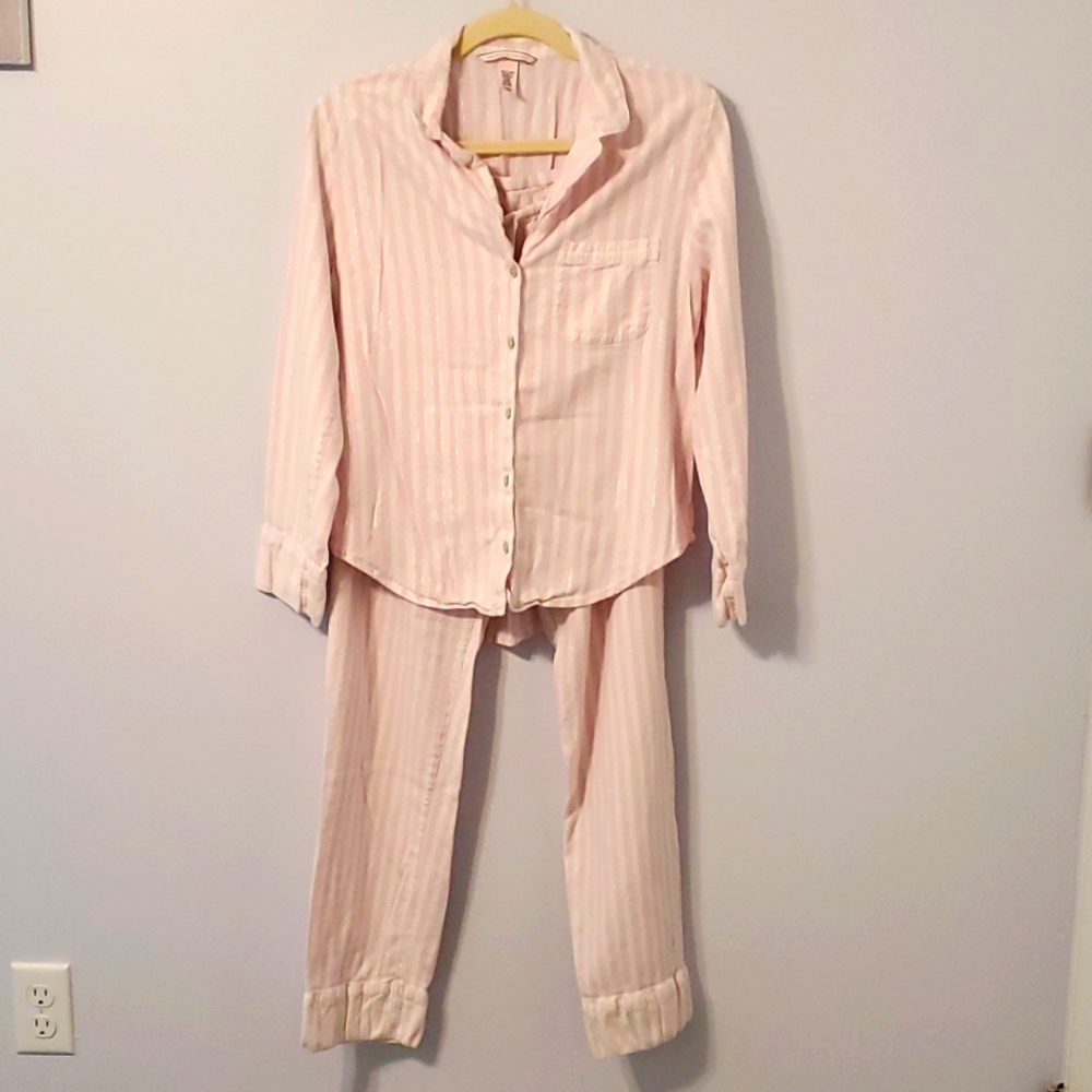 Victoria secret pajama set